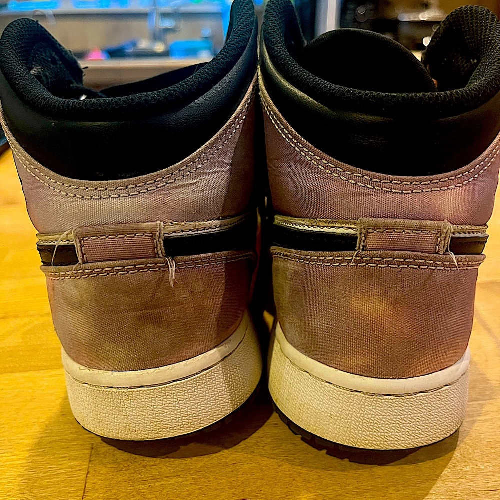 Jordan basketball shoes very stylish and comfortable - Picture 4 of 4